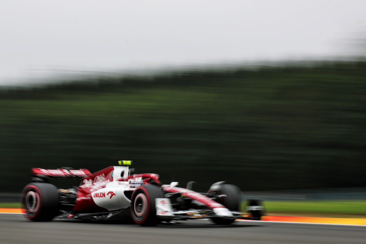 GP BELGIO, Guanyu Zhou (CHN) Alfa Romeo F1 Team C42.
26.08.2022. Formula 1 World Championship, Rd 14, Belgian Grand Prix, Spa Francorchamps, Belgium, Practice Day.
 - www.xpbimages.com, EMail: requests@xpbimages.com © Copyright: Coates / XPB Images