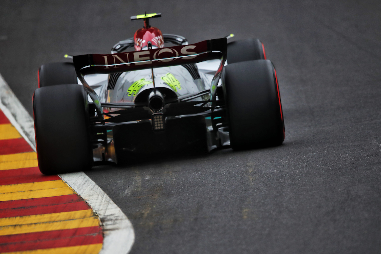 GP BELGIO, Lewis Hamilton (GBR) Mercedes AMG F1 W13.
26.08.2022. Formula 1 World Championship, Rd 14, Belgian Grand Prix, Spa Francorchamps, Belgium, Practice Day.
 - www.xpbimages.com, EMail: requests@xpbimages.com © Copyright: Coates / XPB Images