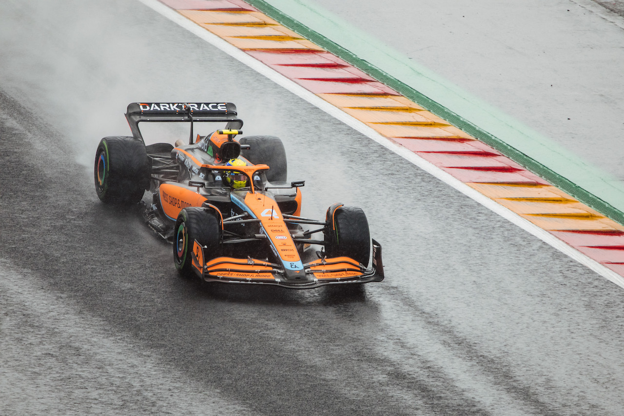 GP BELGIO, Lando Norris (GBR) McLaren.
26.08.2022. Formula 1 World Championship, Rd 14, Belgian Grand Prix, Spa Francorchamps, Belgium, Practice Day.
- www.xpbimages.com, EMail: requests@xpbimages.com © Copyright: Bearne / XPB Images