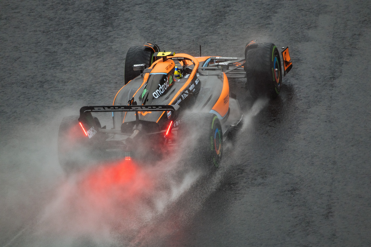 GP BELGIO, Lando Norris (GBR) McLaren MCL36.
26.08.2022. Formula 1 World Championship, Rd 14, Belgian Grand Prix, Spa Francorchamps, Belgium, Practice Day.
- www.xpbimages.com, EMail: requests@xpbimages.com © Copyright: Bearne / XPB Images