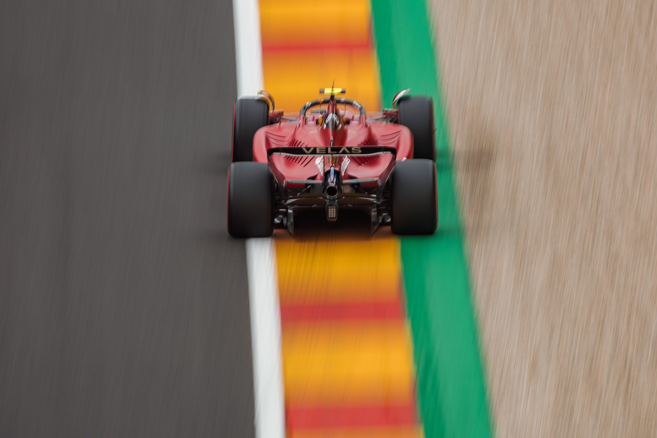 GP BELGIO, Carlos Sainz Jr (ESP) Ferrari F1-75.
26.08.2022. Formula 1 World Championship, Rd 14, Belgian Grand Prix, Spa Francorchamps, Belgium, Practice Day.
- www.xpbimages.com, EMail: requests@xpbimages.com © Copyright: Bearne / XPB Images
