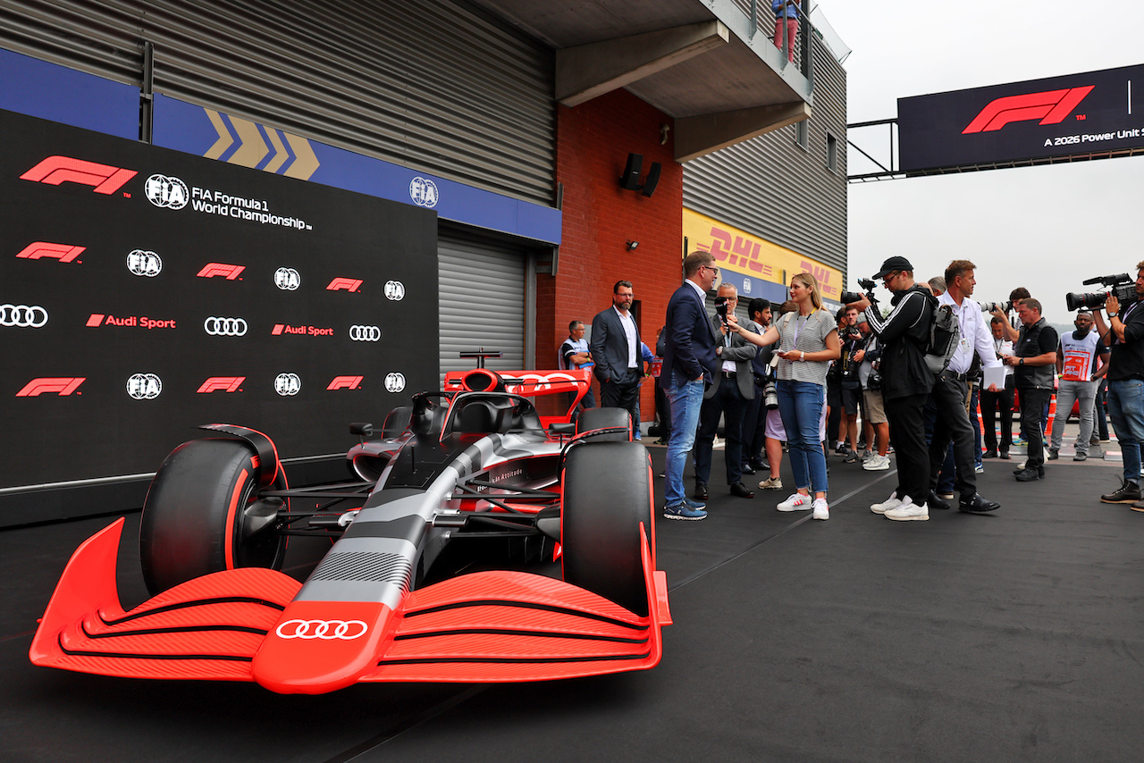 GP BELGIO, A showcar in the pits as Audi has officially registered as an F1 engine manufacturer for the 2026 regulations.
26.08.2022. Formula 1 World Championship, Rd 14, Belgian Grand Prix, Spa Francorchamps, Belgium, Practice Day.
- www.xpbimages.com, EMail: requests@xpbimages.com © Copyright: Batchelor / XPB Images