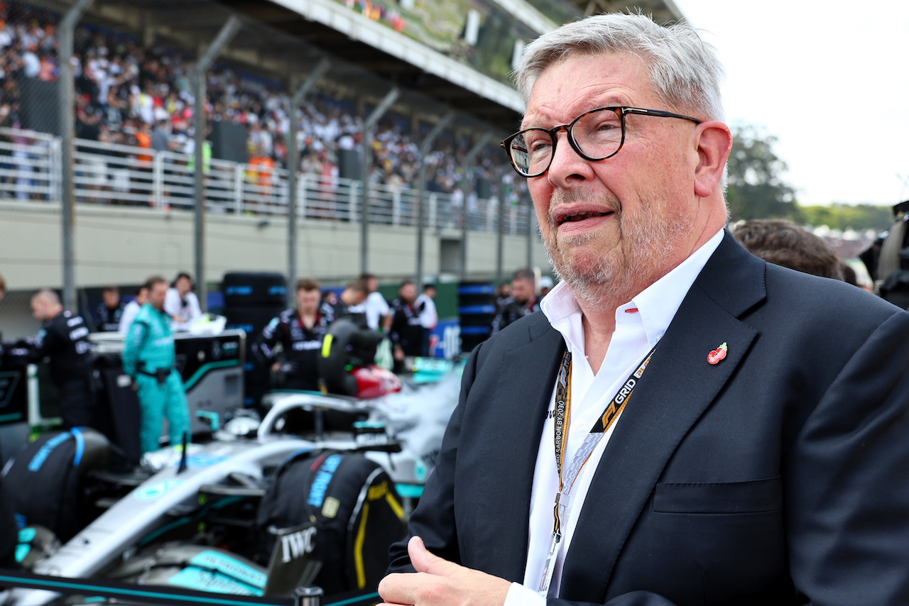 GP BRASILE, Ross Brawn (GBR) Managing Director, Motor Sports on the grid.
13.11.2022. Formula 1 World Championship, Rd 21, Brazilian Grand Prix, Sao Paulo, Brazil, Gara Day.
- www.xpbimages.com, EMail: requests@xpbimages.com © Copyright: Batchelor / XPB Images