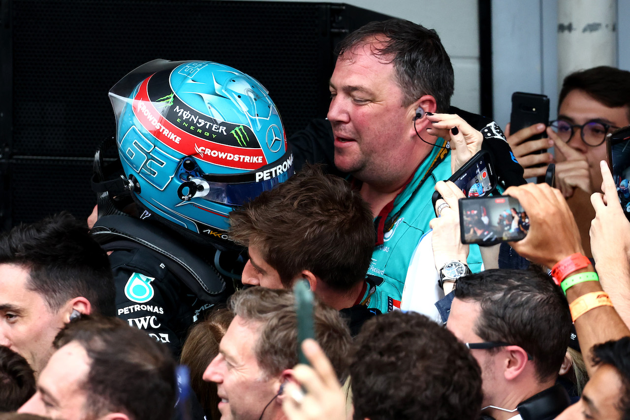 GP BRASILE, 1st place George Russell (GBR) Mercedes AMG F1. 
13.11.2022. Formula 1 World Championship, Rd 21, Brazilian Grand Prix, Sao Paulo, Brazil, Gara Day. - www.xpbimages.com, EMail: requests@xpbimages.com ¬© Copyright: Batchelor / XPB Images