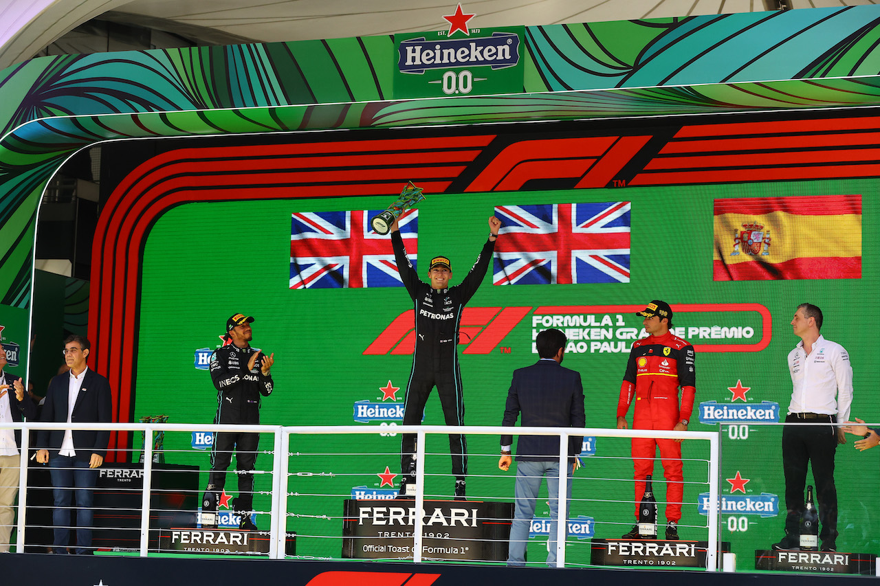 GP BRASILE, 1st place George Russell (GBR) Mercedes AMG F1 W13 with 2nd place Lewis Hamilton (GBR) Mercedes AMG F1 W13 e 3rd place Carlos Sainz Jr (ESP) Ferrari. 13.11.2022. Formula 1 World Championship, Rd 21, Brazilian Grand Prix, Sao Paulo, Brazil, Gara Day. - www.xpbimages.com, EMail: requests@xpbimages.com © Copyright: XPB Images