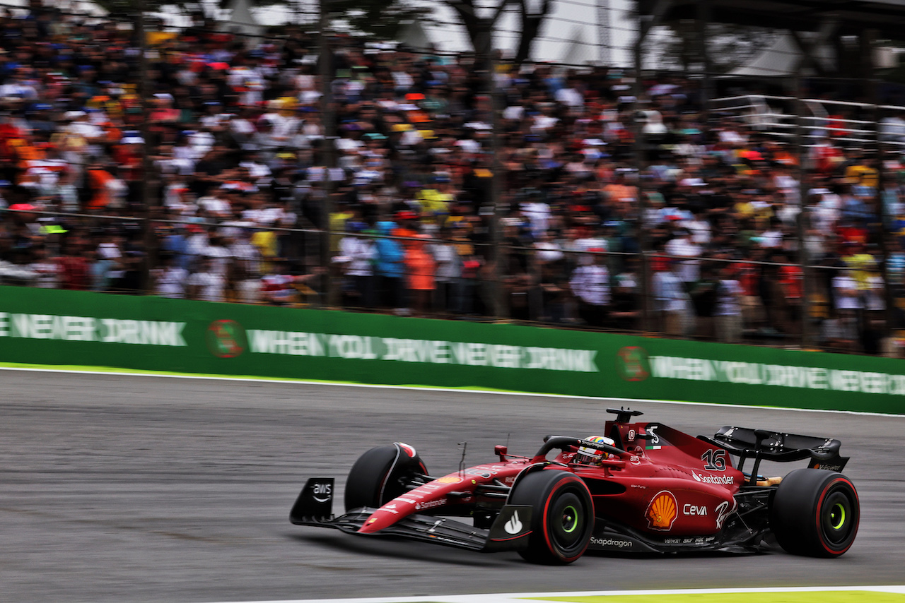 GP BRASILE, Charles Leclerc (MON) Ferrari F1-75.
13.11.2022. Formula 1 World Championship, Rd 21, Brazilian Grand Prix, Sao Paulo, Brazil, Gara Day.
- www.xpbimages.com, EMail: requests@xpbimages.com © Copyright: Bearne / XPB Images
