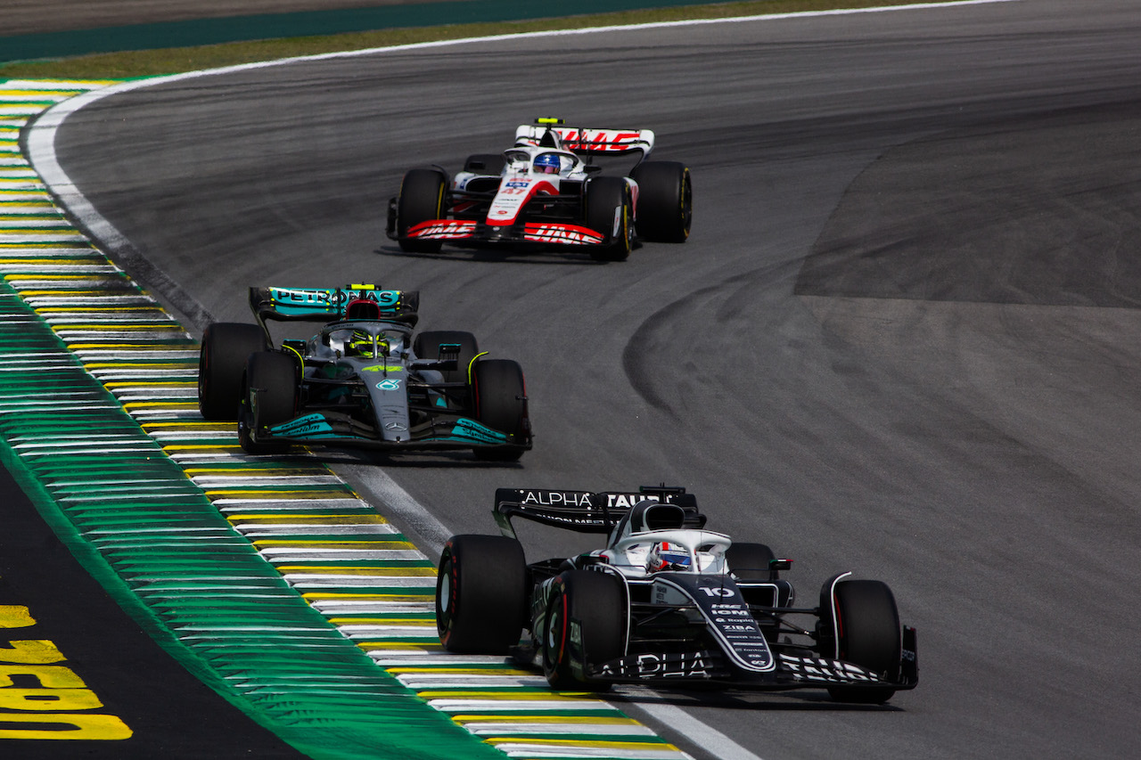 GP BRASILE, Pierre Gasly (FRA) AlphaTauri AT03.
13.11.2022. Formula 1 World Championship, Rd 21, Brazilian Grand Prix, Sao Paulo, Brazil, Gara Day.
- www.xpbimages.com, EMail: requests@xpbimages.com © Copyright: XPB Images