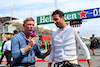 GP BRASILE, (L to R): Simon Lazenby (GBR) Sky Sports F1 TV Presenter with Daniel Ricciardo (AUS) McLaren on the grid.
13.11.2022. Formula 1 World Championship, Rd 21, Brazilian Grand Prix, Sao Paulo, Brazil, Gara Day.
- www.xpbimages.com, EMail: requests@xpbimages.com © Copyright: Batchelor / XPB Images