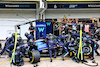 GP BRASILE, Alexander Albon (THA) Williams Racing FW44 makes a pit stop.
13.11.2022. Formula 1 World Championship, Rd 21, Brazilian Grand Prix, Sao Paulo, Brazil, Gara Day.
- www.xpbimages.com, EMail: requests@xpbimages.com © Copyright: Batchelor / XPB Images