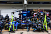 GP BRASILE, Alexander Albon (THA) Williams Racing FW44 makes a pit stop.
13.11.2022. Formula 1 World Championship, Rd 21, Brazilian Grand Prix, Sao Paulo, Brazil, Gara Day.
- www.xpbimages.com, EMail: requests@xpbimages.com © Copyright: Batchelor / XPB Images