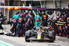 GP BRASILE, Max Verstappen (NLD) Red Bull Racing RB18 makes a pit stop.
13.11.2022. Formula 1 World Championship, Rd 21, Brazilian Grand Prix, Sao Paulo, Brazil, Gara Day.
- www.xpbimages.com, EMail: requests@xpbimages.com © Copyright: Batchelor / XPB Images