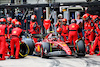 GP BRASILE, Carlos Sainz Jr (ESP) Ferrari F1-75 makes a pit stop.
13.11.2022. Formula 1 World Championship, Rd 21, Brazilian Grand Prix, Sao Paulo, Brazil, Gara Day.
- www.xpbimages.com, EMail: requests@xpbimages.com © Copyright: Batchelor / XPB Images
