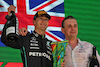 GP BRASILE, (L to R): Gara winner George Russell (GBR) Mercedes AMG F1 celebrates on the podium with Riccardo Musconi (ITA) Mercedes AMG F1 Performance Engineer.
13.11.2022. Formula 1 World Championship, Rd 21, Brazilian Grand Prix, Sao Paulo, Brazil, Gara Day.
- www.xpbimages.com, EMail: requests@xpbimages.com © Copyright: Bearne / XPB Images
