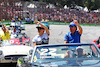 GP BRASILE, (L to R): Yuki Tsunoda (JPN) AlphaTauri e Fernando Alonso (ESP) Alpine F1 Team on the drivers parade.
13.11.2022. Formula 1 World Championship, Rd 21, Brazilian Grand Prix, Sao Paulo, Brazil, Gara Day.
 - www.xpbimages.com, EMail: requests@xpbimages.com © Copyright: Coates / XPB Images