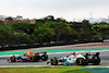 GP BRASILE, Sergio Perez (MEX) Red Bull Racing RB18 e Lewis Hamilton (GBR) Mercedes AMG F1 W13 battle for position.
13.11.2022. Formula 1 World Championship, Rd 21, Brazilian Grand Prix, Sao Paulo, Brazil, Gara Day.
 - www.xpbimages.com, EMail: requests@xpbimages.com © Copyright: Coates / XPB Images