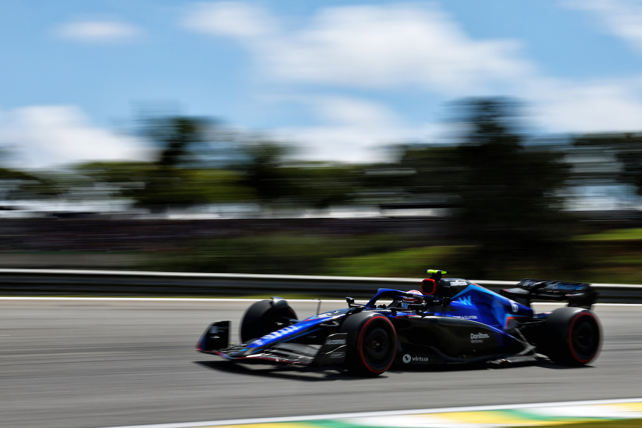 GP BRASILE, Nicholas Latifi (CDN) Williams Racing FW44.
12.11.2022. Formula 1 World Championship, Rd 21, Brazilian Grand Prix, Sao Paulo, Brazil, Sprint Day.
 - www.xpbimages.com, EMail: requests@xpbimages.com © Copyright: Coates / XPB Images
