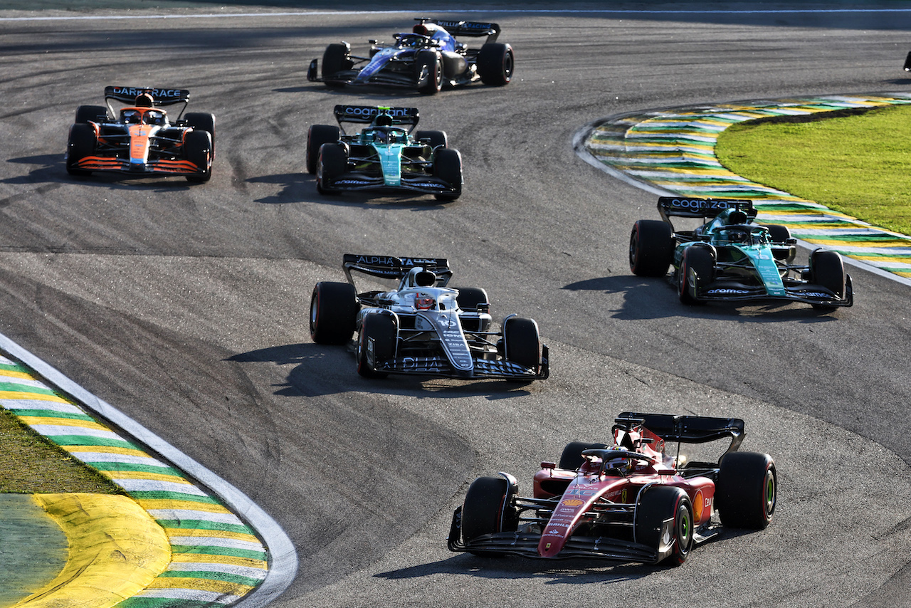 GP BRASILE, Charles Leclerc (MON) Ferrari F1-75.
12.11.2022. Formula 1 World Championship, Rd 21, Brazilian Grand Prix, Sao Paulo, Brazil, Sprint Day.
- www.xpbimages.com, EMail: requests@xpbimages.com © Copyright: Batchelor / XPB Images