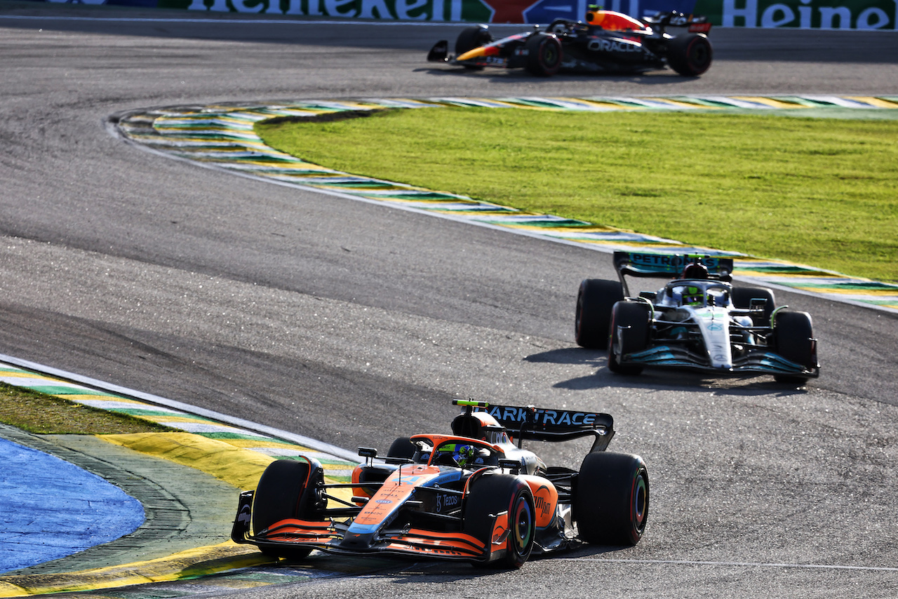GP BRASILE, Lando Norris (GBR) McLaren MCL36.
12.11.2022. Formula 1 World Championship, Rd 21, Brazilian Grand Prix, Sao Paulo, Brazil, Sprint Day.
- www.xpbimages.com, EMail: requests@xpbimages.com © Copyright: Batchelor / XPB Images