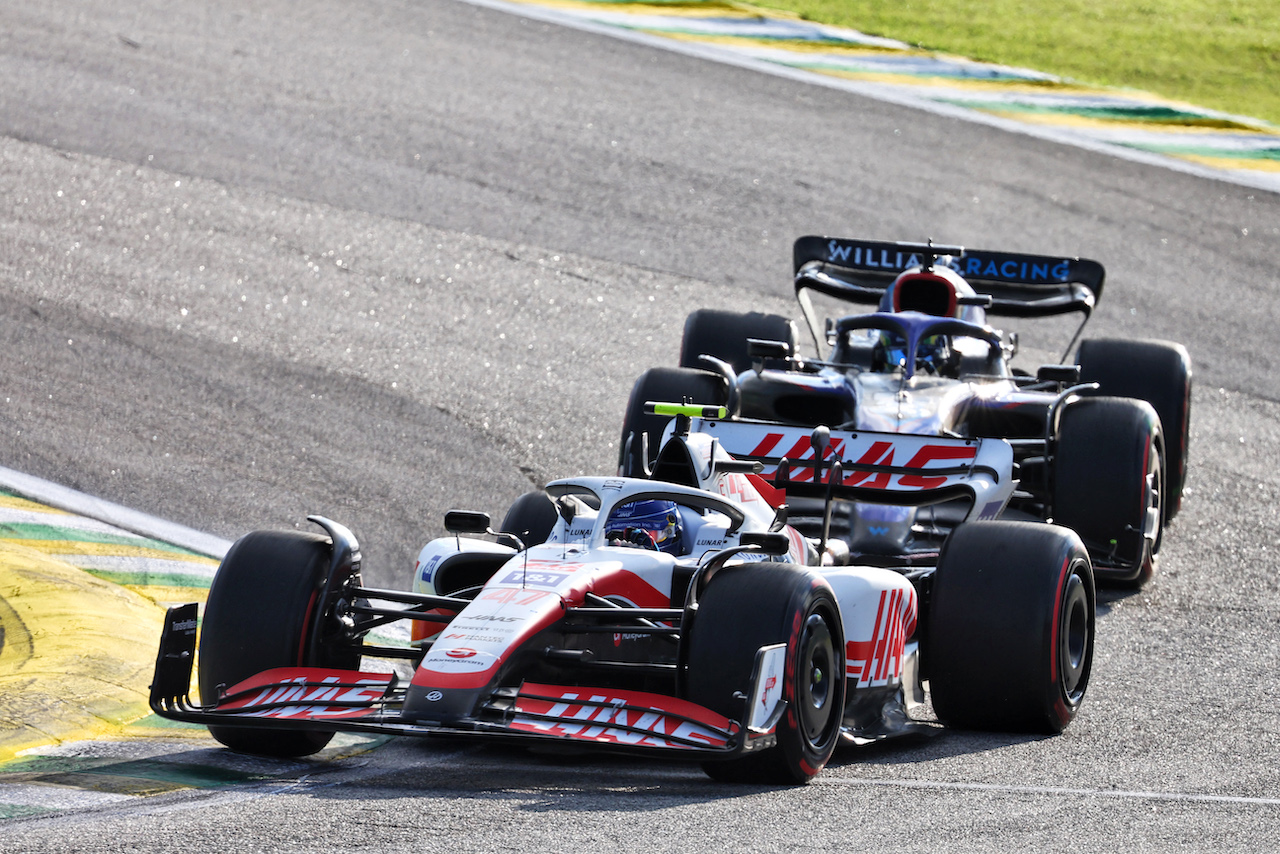 GP BRASILE, Kevin Magnussen (DEN) Haas VF-22.
12.11.2022. Formula 1 World Championship, Rd 21, Brazilian Grand Prix, Sao Paulo, Brazil, Sprint Day.
- www.xpbimages.com, EMail: requests@xpbimages.com © Copyright: Batchelor / XPB Images