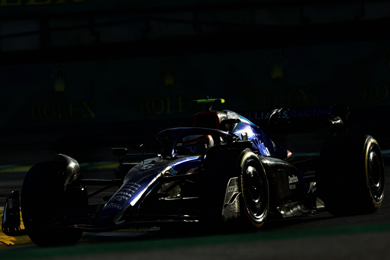GP BRASILE, Nicholas Latifi (CDN) Williams Racing FW44.
12.11.2022. Formula 1 World Championship, Rd 21, Brazilian Grand Prix, Sao Paulo, Brazil, Sprint Day.
 - www.xpbimages.com, EMail: requests@xpbimages.com © Copyright: Coates / XPB Images