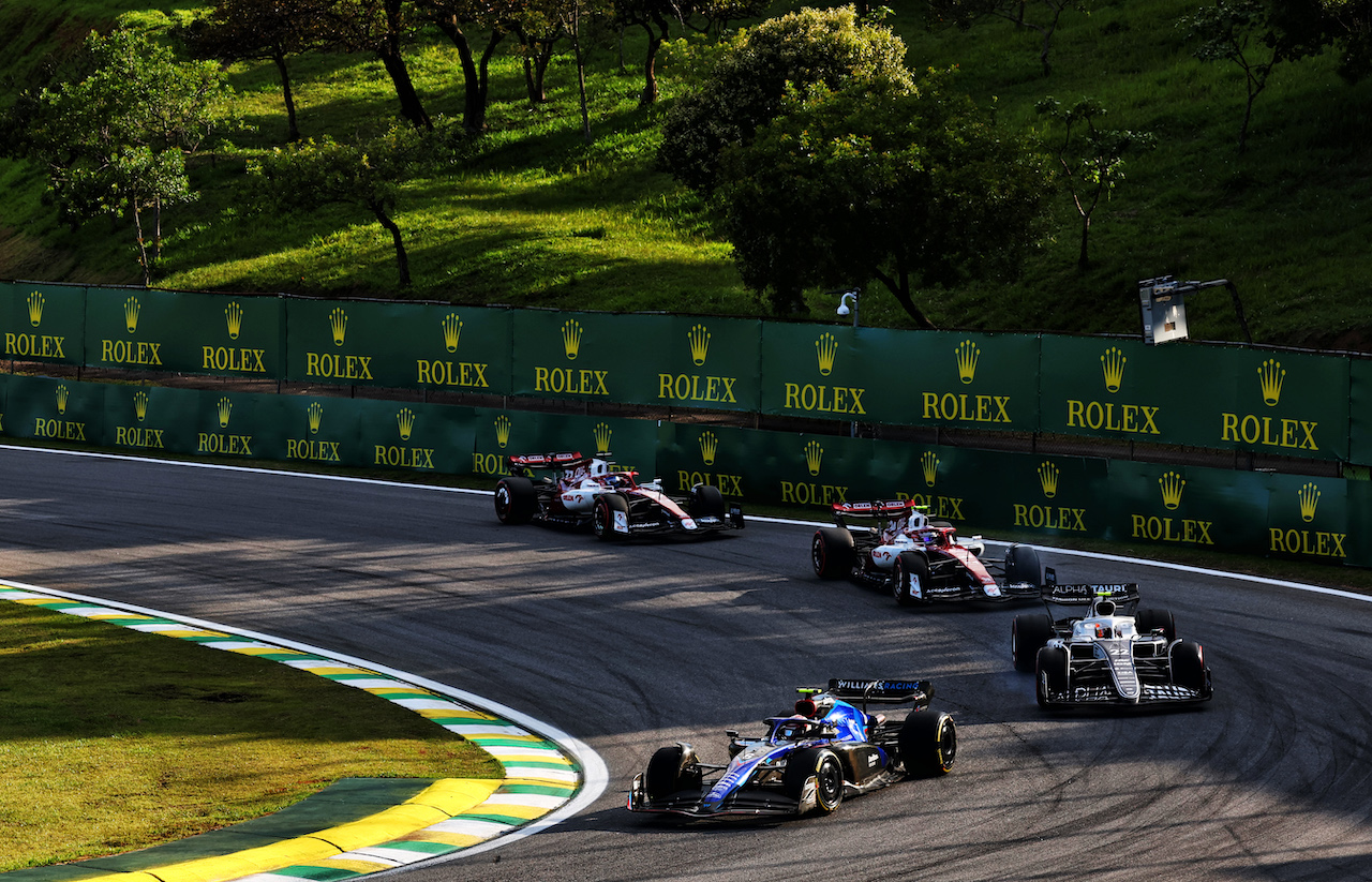 GP BRASILE, Nicholas Latifi (CDN) Williams Racing FW44.
12.11.2022. Formula 1 World Championship, Rd 21, Brazilian Grand Prix, Sao Paulo, Brazil, Sprint Day.
 - www.xpbimages.com, EMail: requests@xpbimages.com © Copyright: Coates / XPB Images