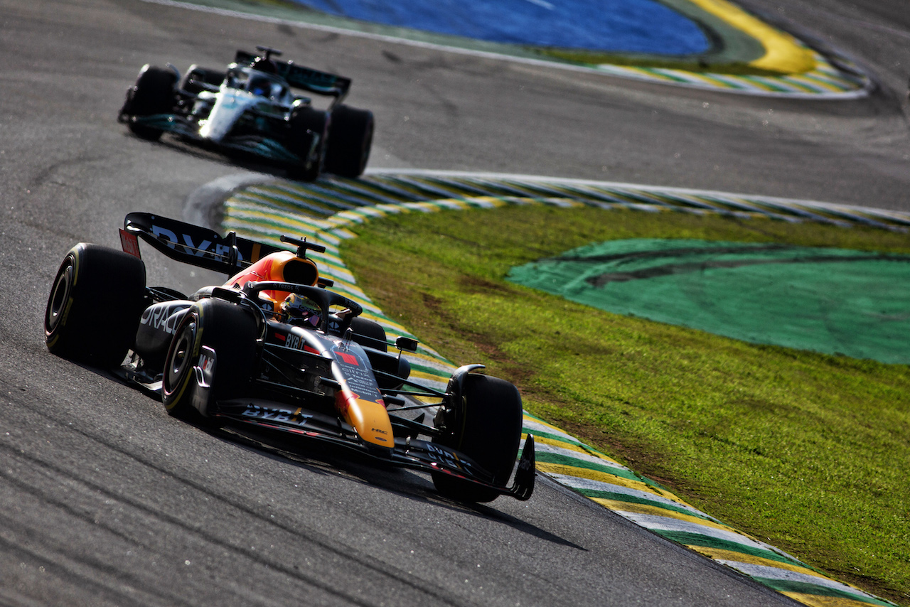 GP BRASILE, Max Verstappen (NLD) Red Bull Racing RB18.
12.11.2022. Formula 1 World Championship, Rd 21, Brazilian Grand Prix, Sao Paulo, Brazil, Sprint Day.
- www.xpbimages.com, EMail: requests@xpbimages.com © Copyright: XPB Images