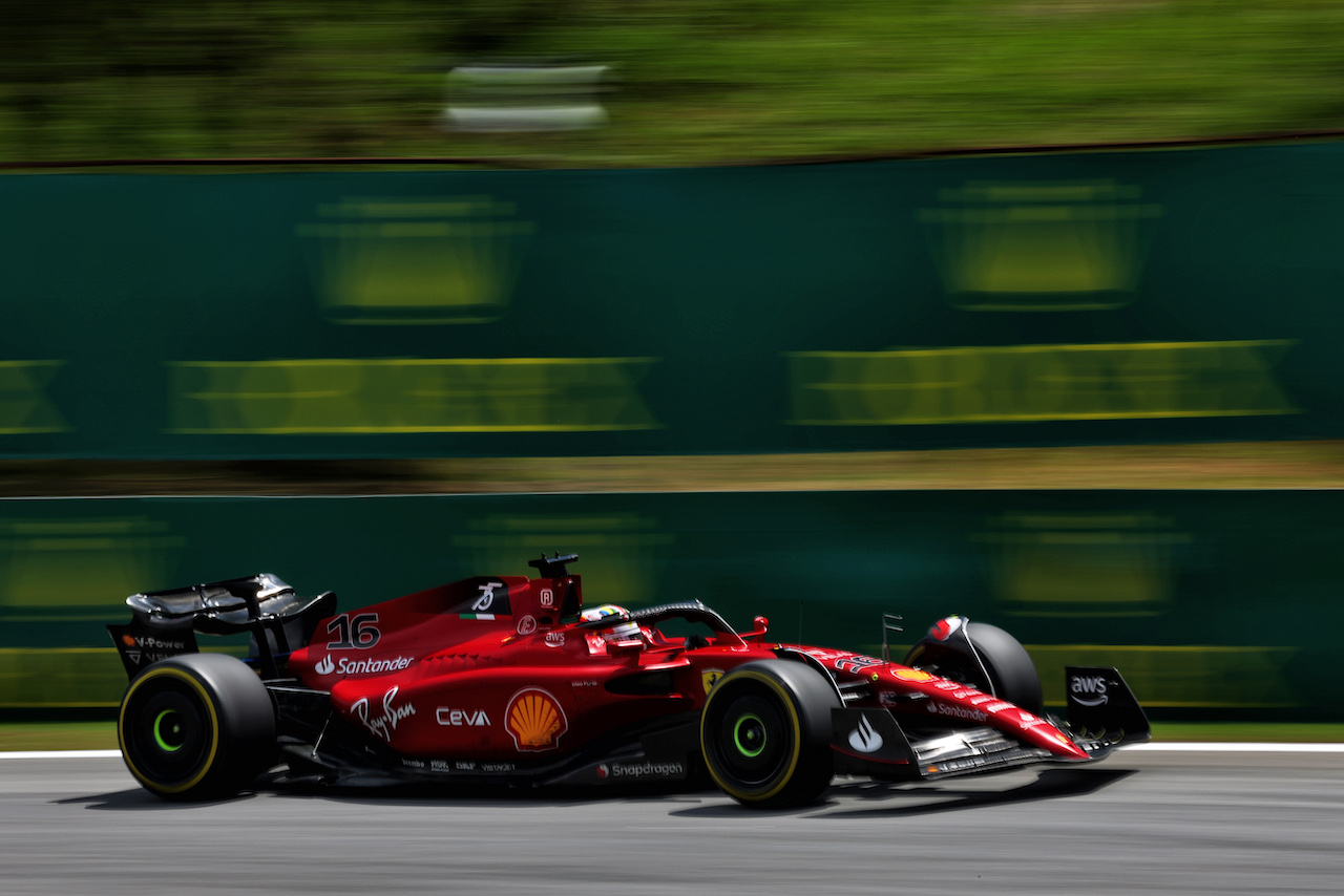 GP BRASILE, Charles Leclerc (MON) Ferrari F1-75.
12.11.2022. Formula 1 World Championship, Rd 21, Brazilian Grand Prix, Sao Paulo, Brazil, Sprint Day.
 - www.xpbimages.com, EMail: requests@xpbimages.com © Copyright: Coates / XPB Images