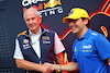 GP BRASILE, (L to R): Dr Helmut Marko (AUT) Red Bull Motorsport Consultant with Enzo Fittiapldi (BRA) Red Bull Academy Driver.
12.11.2022. Formula 1 World Championship, Rd 21, Brazilian Grand Prix, Sao Paulo, Brazil, Sprint Day.
- www.xpbimages.com, EMail: requests@xpbimages.com © Copyright: XPB Images