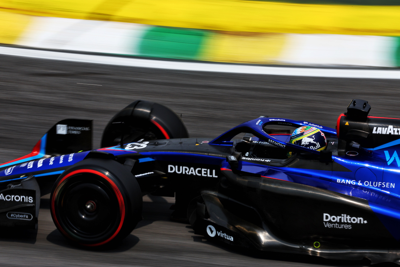 GP BRASILE, Alexander Albon (THA) Williams Racing FW44.
11.11.2022. Formula 1 World Championship, Rd 21, Brazilian Grand Prix, Sao Paulo, Brazil, Qualifiche Day.
 - www.xpbimages.com, EMail: requests@xpbimages.com © Copyright: Coates / XPB Images