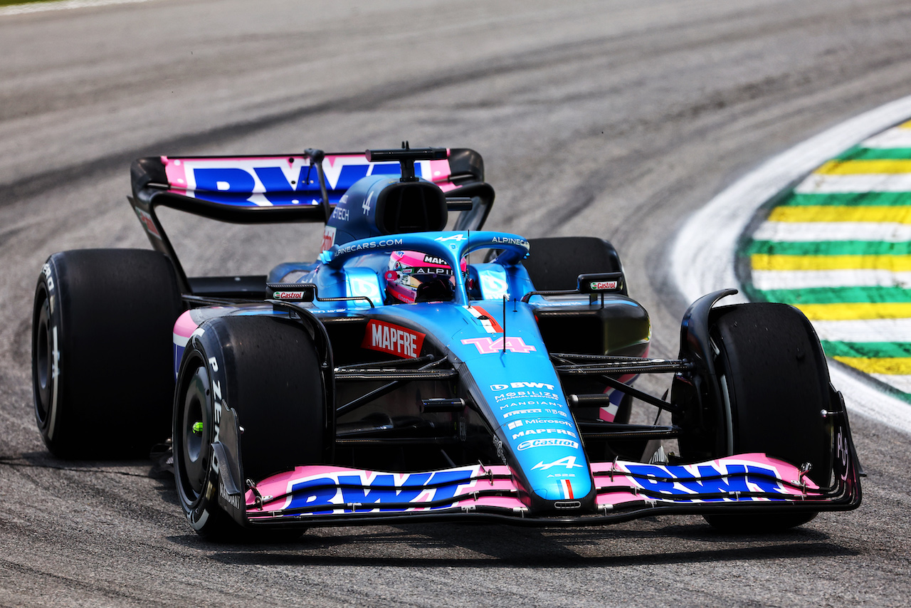 GP BRASILE, Fernando Alonso (ESP) Alpine F1 Team A522.
11.11.2022. Formula 1 World Championship, Rd 21, Brazilian Grand Prix, Sao Paulo, Brazil, Qualifiche Day.
- www.xpbimages.com, EMail: requests@xpbimages.com © Copyright: XPB Images