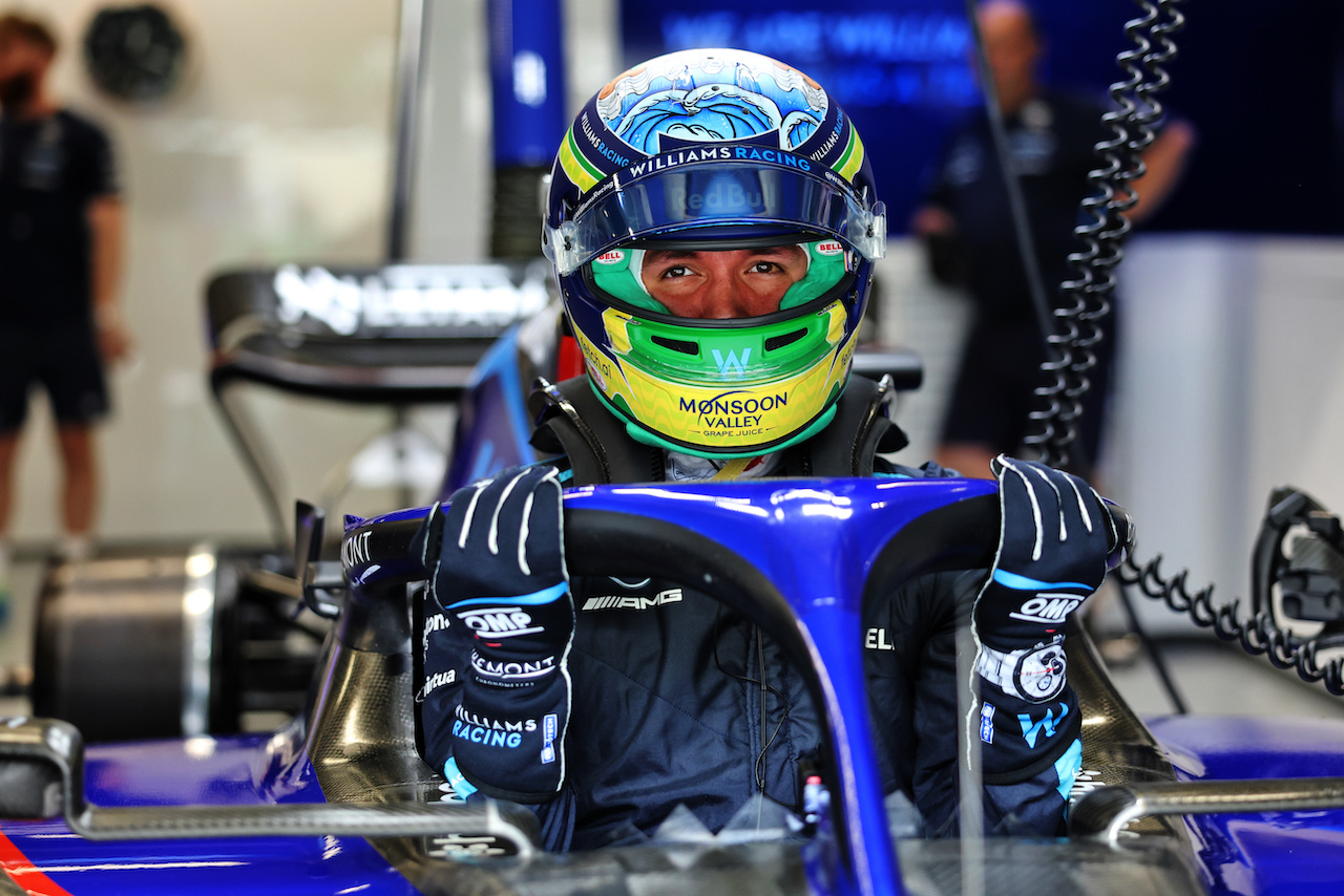 GP BRASILE, Alexander Albon (THA) Williams Racing FW44.
11.11.2022. Formula 1 World Championship, Rd 21, Brazilian Grand Prix, Sao Paulo, Brazil, Qualifiche Day.
- www.xpbimages.com, EMail: requests@xpbimages.com © Copyright: Bearne / XPB Images