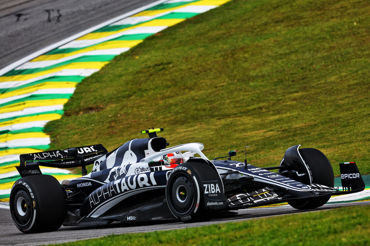 GP BRASILE, Yuki Tsunoda (JPN) AlphaTauri AT03.
11.11.2022. Formula 1 World Championship, Rd 21, Brazilian Grand Prix, Sao Paulo, Brazil, Qualifiche Day.
- www.xpbimages.com, EMail: requests@xpbimages.com © Copyright: XPB Images