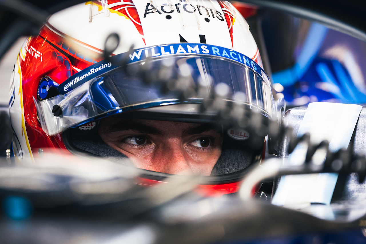 GP BRASILE, Nicholas Latifi (CDN) Williams Racing FW44.
11.11.2022. Formula 1 World Championship, Rd 21, Brazilian Grand Prix, Sao Paulo, Brazil, Qualifiche Day.
- www.xpbimages.com, EMail: requests@xpbimages.com © Copyright: Bearne / XPB Images