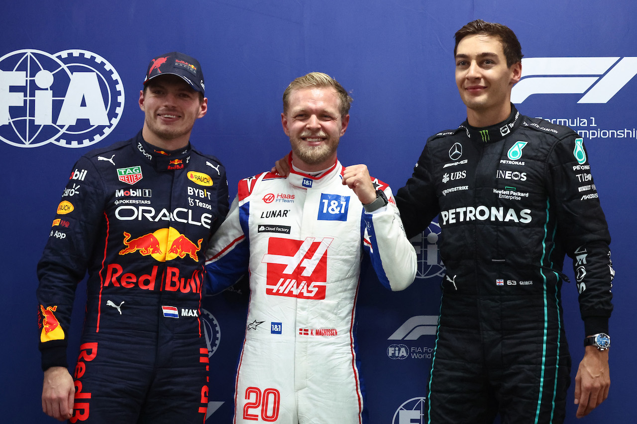 GP BRASILE, Pole position for Kevin Magnussen (DEN) Haas, 2nd for Max Verstappen (NLD) Red Bull Racing RB18 e 3rd for George Russell (GBR) Mercedes AMG F1 W13.
11.11.2022. Formula 1 World Championship, Rd 21, Brazilian Grand Prix, Sao Paulo, Brazil, Qualifiche Day.
- www.xpbimages.com, EMail: requests@xpbimages.com ¬© Copyright: Batchelor / XPB Images