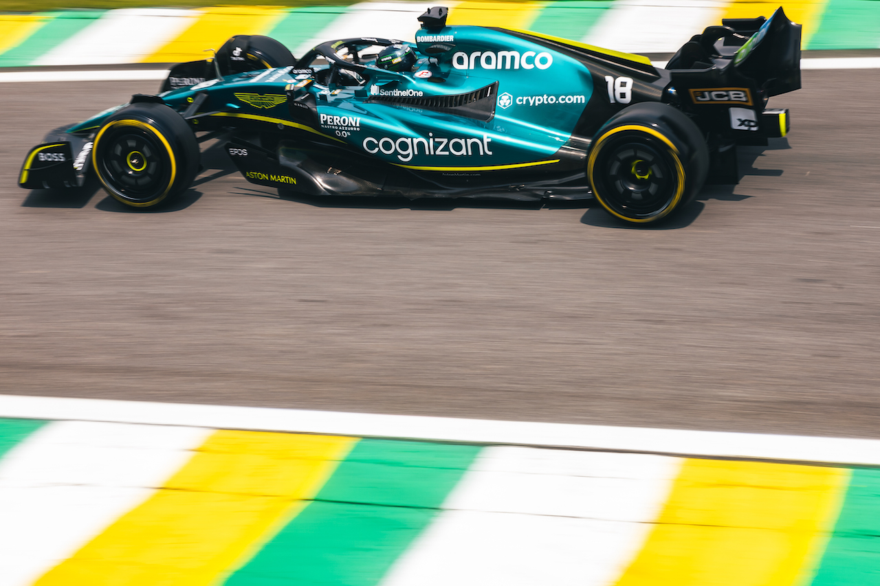 GP BRASILE, Lance Stroll (CDN) Aston Martin F1 Team AMR22.
11.11.2022. Formula 1 World Championship, Rd 21, Brazilian Grand Prix, Sao Paulo, Brazil, Qualifiche Day.
- www.xpbimages.com, EMail: requests@xpbimages.com © Copyright: Bearne / XPB Images