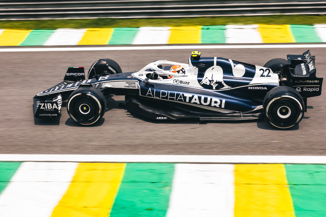 GP BRASILE, Yuki Tsunoda (JPN) AlphaTauri AT03.
11.11.2022. Formula 1 World Championship, Rd 21, Brazilian Grand Prix, Sao Paulo, Brazil, Qualifiche Day.
- www.xpbimages.com, EMail: requests@xpbimages.com © Copyright: Bearne / XPB Images