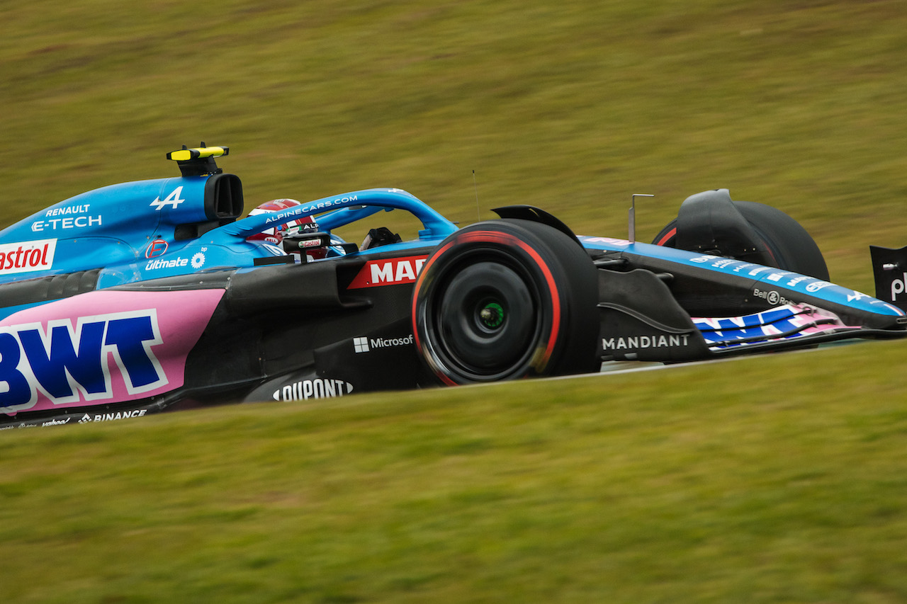 GP BRASILE, Esteban Ocon (FRA) Alpine F1 Team A522.
11.11.2022. Formula 1 World Championship, Rd 21, Brazilian Grand Prix, Sao Paulo, Brazil, Qualifiche Day.
- www.xpbimages.com, EMail: requests@xpbimages.com © Copyright: Bearne / XPB Images