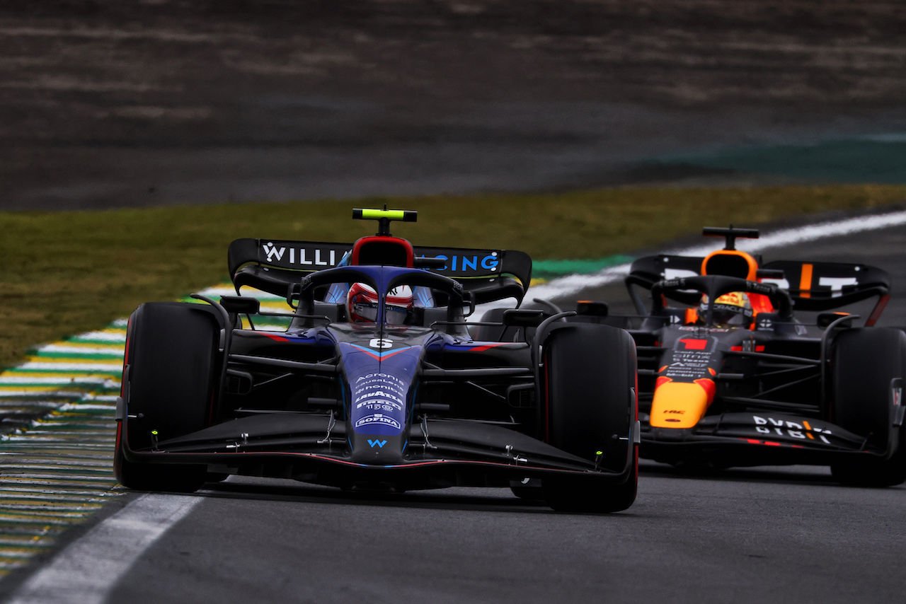 GP BRASILE, Nicholas Latifi (CDN) Williams Racing FW44.
11.11.2022. Formula 1 World Championship, Rd 21, Brazilian Grand Prix, Sao Paulo, Brazil, Qualifiche Day.
 - www.xpbimages.com, EMail: requests@xpbimages.com © Copyright: Coates / XPB Images
