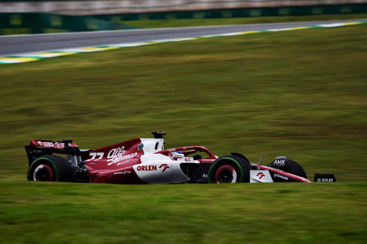 GP BRASILE, Valtteri Bottas (FIN) Alfa Romeo F1 Team C42.
11.11.2022. Formula 1 World Championship, Rd 21, Brazilian Grand Prix, Sao Paulo, Brazil, Qualifiche Day.
- www.xpbimages.com, EMail: requests@xpbimages.com © Copyright: XPB Images