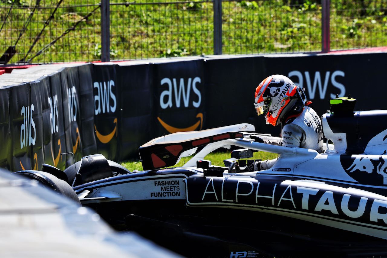 GP CANADA, Yuki Tsunoda (JPN) AlphaTauri AT03 crashed out of the race.
19.06.2022. Formula 1 World Championship, Rd 9, Canadian Grand Prix, Montreal, Canada, Gara Day.
- www.xpbimages.com, EMail: requests@xpbimages.com © Copyright: Charniaux / XPB Images