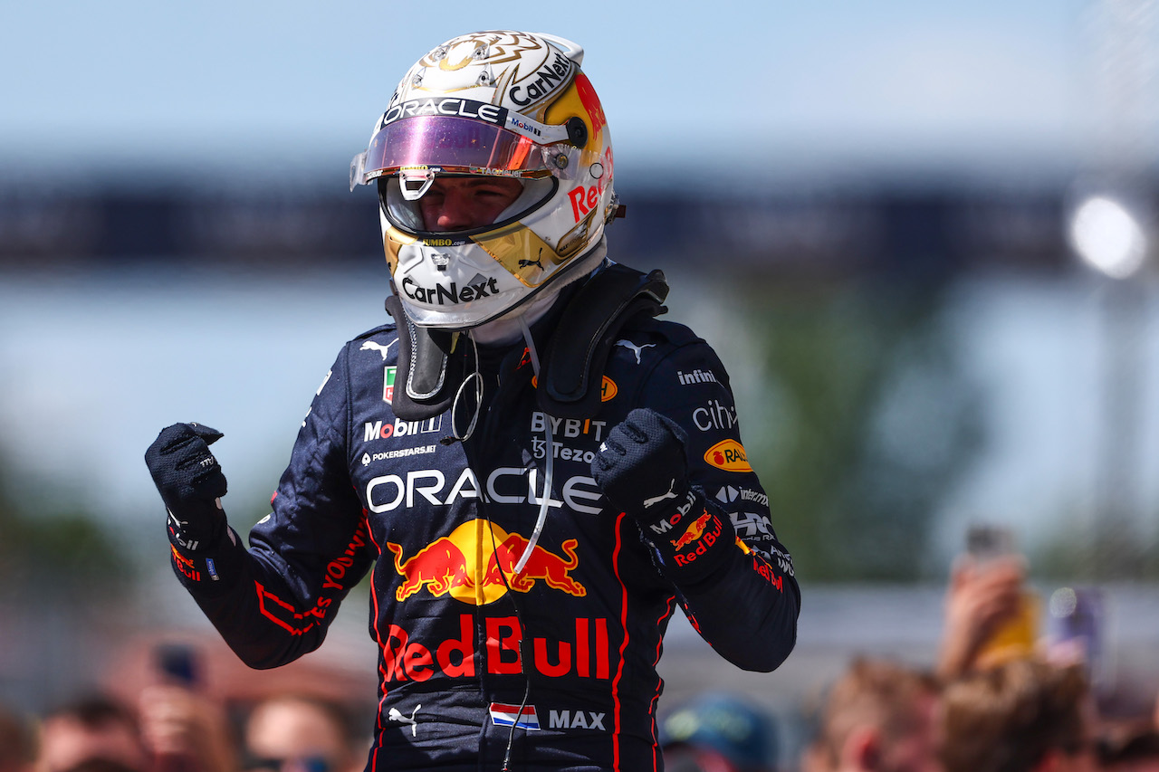 GP CANADA, Max Verstappen (NLD), Red Bull Racing 
19.06.2022. Formula 1 World Championship, Rd 9, Canadian Grand Prix, Montreal, Canada, Gara Day.
- www.xpbimages.com, EMail: requests@xpbimages.com ¬© Copyright: Charniaux / XPB Images