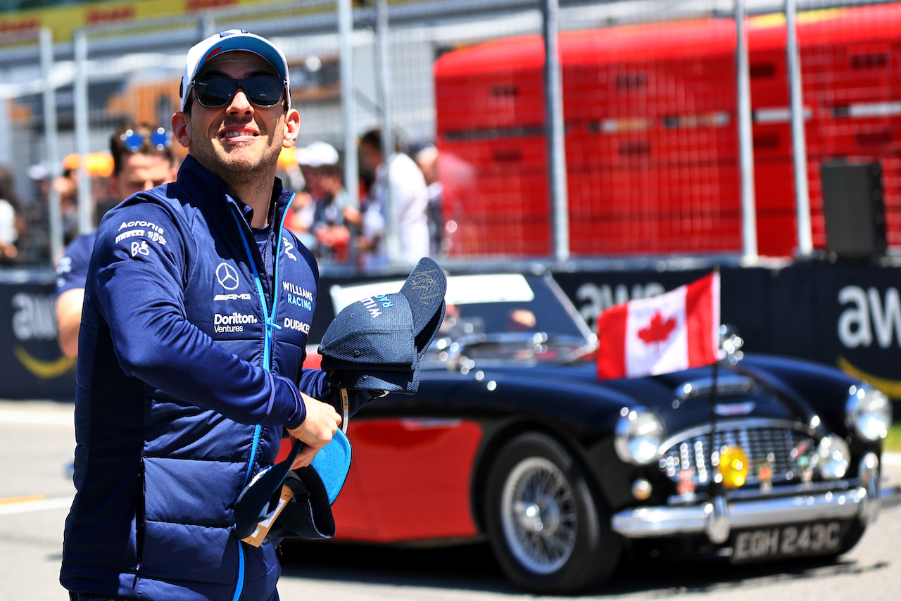 GP CANADA, Nicholas Latifi (CDN) Williams Racing on the drivers parade.
19.06.2022. Formula 1 World Championship, Rd 9, Canadian Grand Prix, Montreal, Canada, Gara Day.
- www.xpbimages.com, EMail: requests@xpbimages.com © Copyright: Batchelor / XPB Images