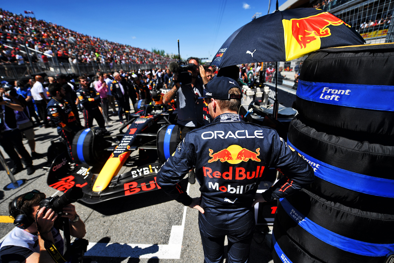 GP CANADA, Max Verstappen (NLD) Red Bull Racing RB18 on the grid.
19.06.2022. Formula 1 World Championship, Rd 9, Canadian Grand Prix, Montreal, Canada, Gara Day.
- www.xpbimages.com, EMail: requests@xpbimages.com © Copyright: Price / XPB Images