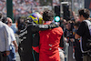 GP CANADA, (L to R): Lewis Hamilton (GBR) Mercedes AMG F1 celebrates his second position with third placed Carlos Sainz Jr (ESP) Ferrari in parc ferme.
19.06.2022. Formula 1 World Championship, Rd 9, Canadian Grand Prix, Montreal, Canada, Gara Day.
- www.xpbimages.com, EMail: requests@xpbimages.com © Copyright: Bearne / XPB Images