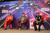 GP CANADA, (L to R): Carlos Sainz Jr (ESP) Ferrari; Max Verstappen (NLD) Red Bull Racing; e Lewis Hamilton (GBR) Mercedes AMG F1 in the post race FIA Press Conference.
19.06.2022. Formula 1 World Championship, Rd 9, Canadian Grand Prix, Montreal, Canada, Gara Day.
- www.xpbimages.com, EMail: requests@xpbimages.com © Copyright: XPB Images