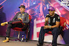 GP CANADA, (L to R): Max Verstappen (NLD) Red Bull Racing e Lewis Hamilton (GBR) Mercedes AMG F1 in the post race FIA Press Conference.
19.06.2022. Formula 1 World Championship, Rd 9, Canadian Grand Prix, Montreal, Canada, Gara Day.
- www.xpbimages.com, EMail: requests@xpbimages.com © Copyright: XPB Images