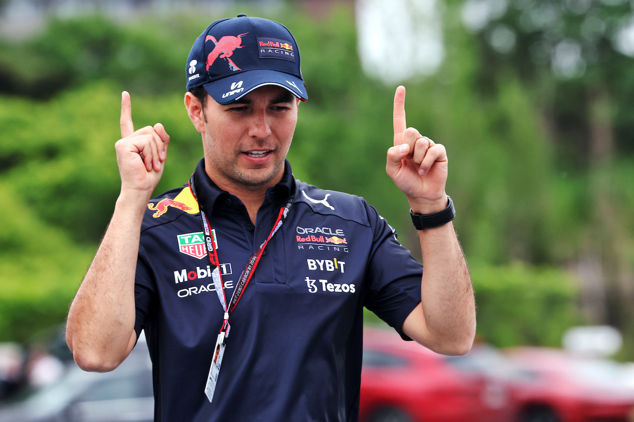 GP CANADA, Sergio Perez (MEX) Red Bull Racing.
16.06.2022. Formula 1 World Championship, Rd 9, Canadian Grand Prix, Montreal, Canada, Preparation Day.
- www.xpbimages.com, EMail: requests@xpbimages.com © Copyright: Bearne / XPB Images