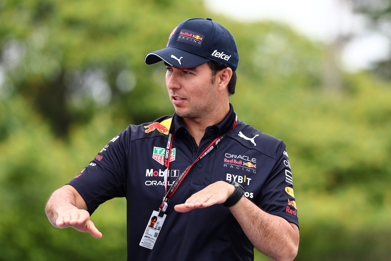 GP CANADA, Sergio Perez (MEX), Red Bull Racing 
16.06.2022. Formula 1 World Championship, Rd 9, Canadian Grand Prix, Montreal, Canada, Preparation Day.
- www.xpbimages.com, EMail: requests@xpbimages.com ¬© Copyright: Charniaux / XPB Images