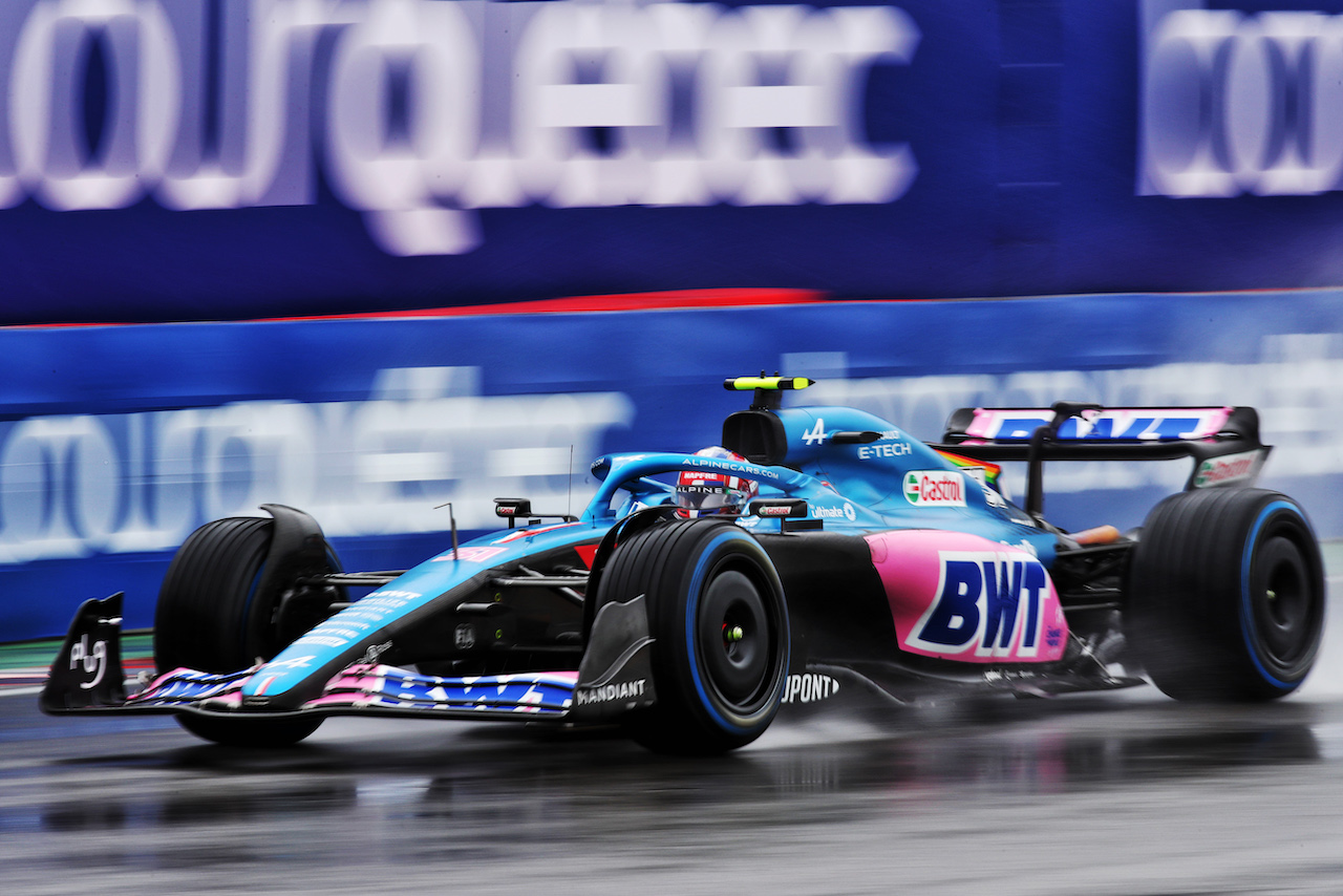 GP CANADA, Esteban Ocon (FRA) Alpine F1 Team A522.
18.06.2022. Formula 1 World Championship, Rd 9, Canadian Grand Prix, Montreal, Canada, Qualifiche Day.
 - www.xpbimages.com, EMail: requests@xpbimages.com © Copyright: Coates / XPB Images