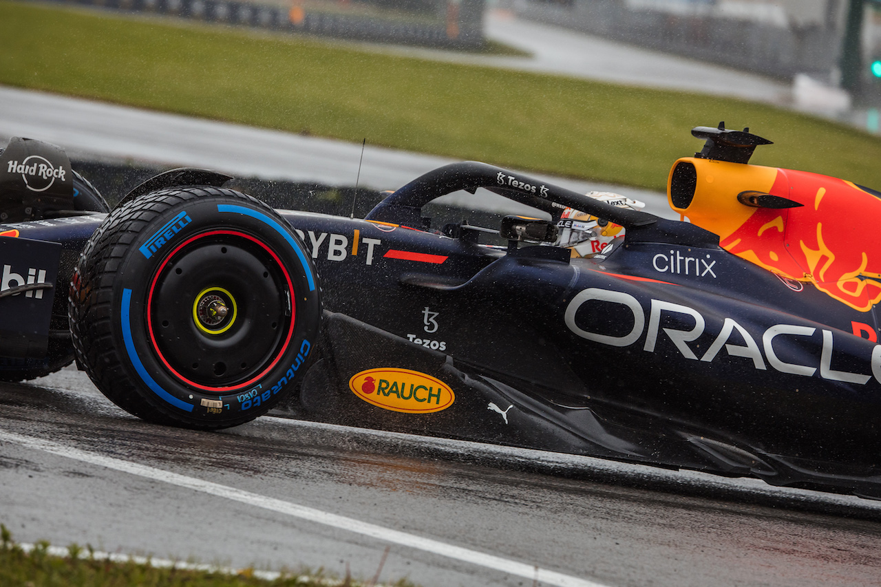 GP CANADA, Max Verstappen (NLD) Red Bull Racing RB18.
18.06.2022. Formula 1 World Championship, Rd 9, Canadian Grand Prix, Montreal, Canada, Qualifiche Day.
- www.xpbimages.com, EMail: requests@xpbimages.com © Copyright: Bearne / XPB Images
